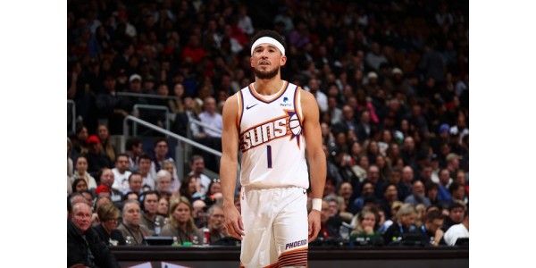 Kevin Durant enseñó cuidadosamente a Devin Booker a mejorar sus habilidades durante el juego